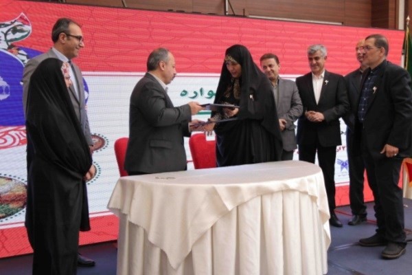 واحد تهران‌غرب با شهرداری رشت‎ تفاهم‌نامه همکاری امضا کرد