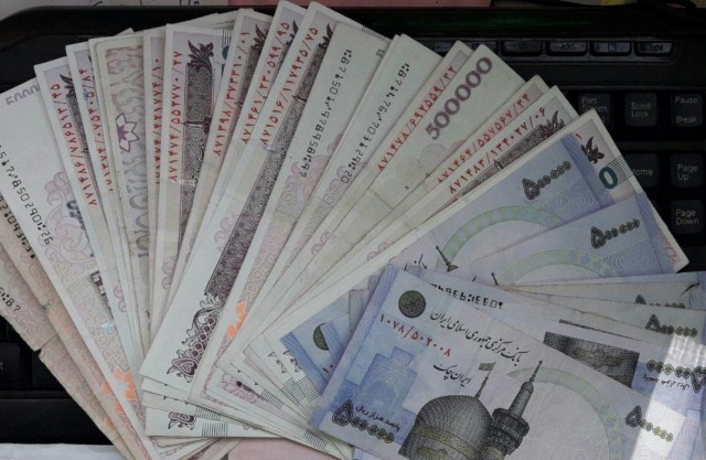 خبر جدید از افزایش حقوق کارمندان دولت 98