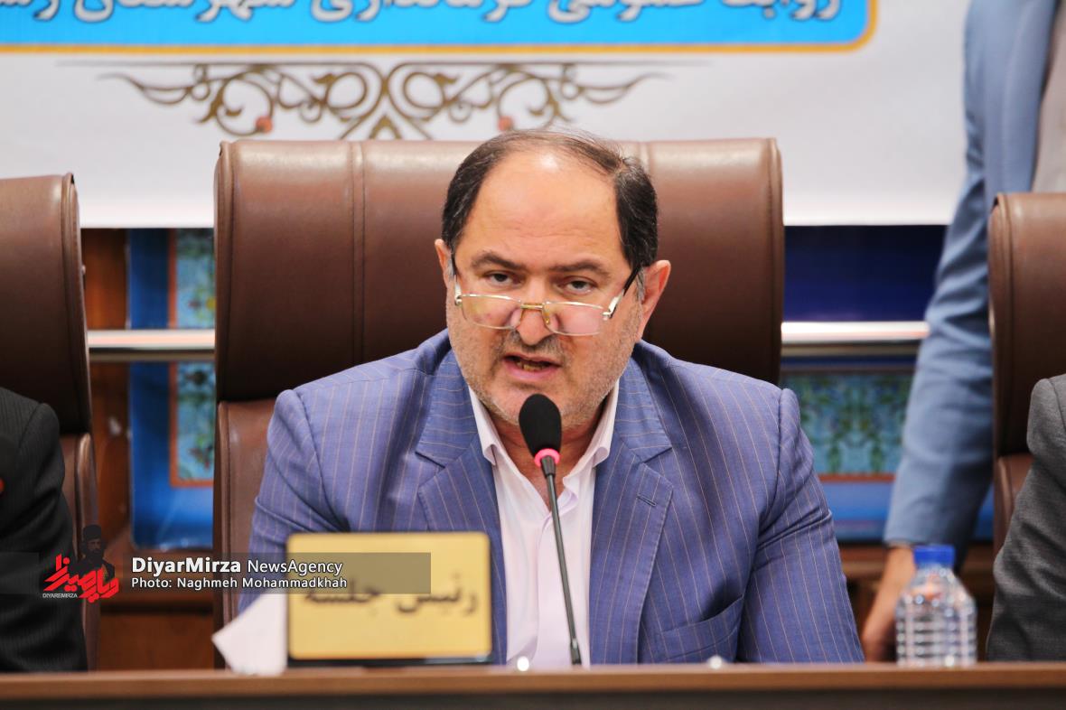 دستور فرماندار رشت به اعضای شورا جهت بررسی استعفای علوی