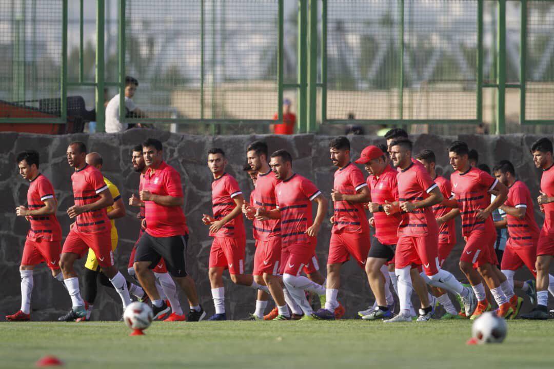 قطار سپیدرود رشت بدون حمایت مسئولان گیلان به راه افتاد