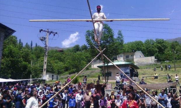 لافندبازی، ورزش قدیمی و پر طرفدار استان گیلان لافندبازی، ورزش قدیمی و پر طرفدار استان گیلان