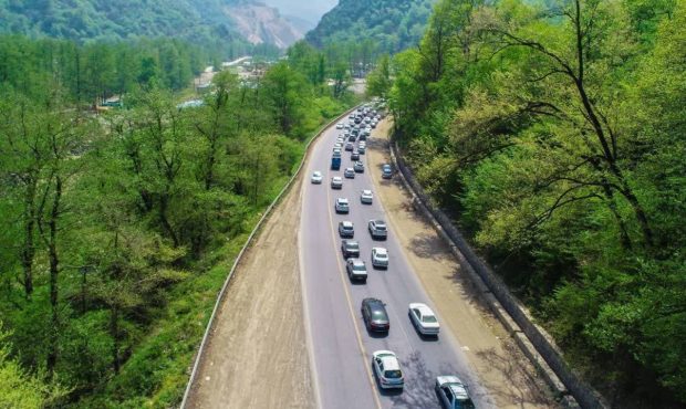 ترافیک در محدوده منجیل به رودبار نیمه‌سنگین است