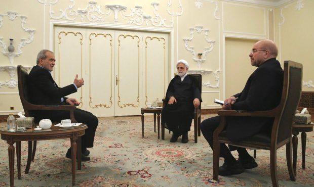 پیام مشترک سران قوا: متجاوز را پشیمان می‌کنیم