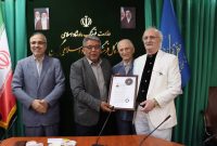 هفت هنرمند برجسته گیلانی نشان هنری دریافت کردند