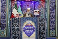 امام جمعه رشت: مفسدان اقتصادی کمتر از دشمن نیستند